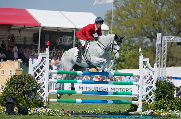 HARRY MEADE (GBR) RIDING  AWAY CRUISING