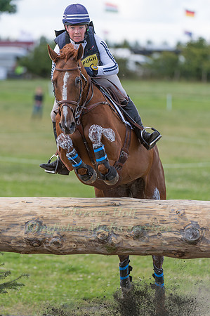 Kate Rocher-Smith (GBR) riding Hhs Dassett Appeal