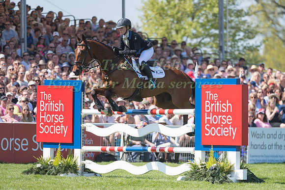 IMOGEN MURRAY (GBR) RIDING  IVAR GOODEN
