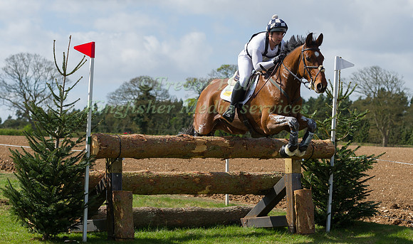 ADAM GILLESPIE  RIDING KASSEEDORF