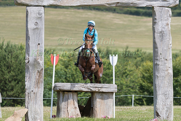 IZZY TAYLOR (GBR) AND ARTFUL TRINITY