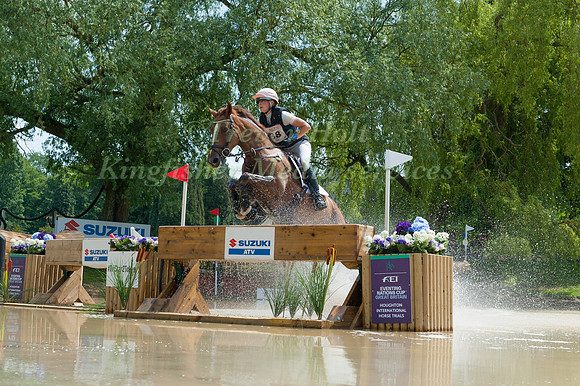 CAROLINE HARRIS (GBR) AND BILLY BUMBLE