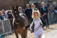 Alice Casburn (GBR) and Topspin