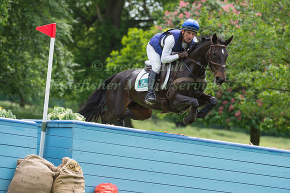 ANDREW JAMES (GBR) RIDING LAPDANCER TAKING PART IN THE CROSS COUNTRY PHASE OF THE CICO THREE STAR AT THE 2017 HOUGHTON INTERNATIONAL HORSE TRIALS