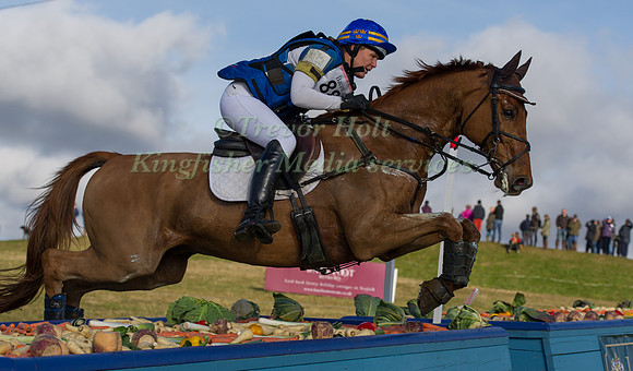 Anna Hilton riding Matrix W
