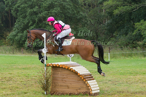 NICOLE MILLS AND FEARLESS W