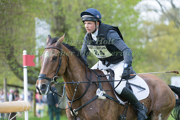 HARRY DZENIS (GBR) RIDING  DROMGURRIHY BLUE
