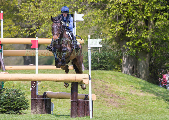 ROSALIND CANTER  (GBR) RIDING  ALLSTAR B