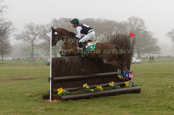 CATHAL  DANIELS RIDING RIOGHAN RUA-2