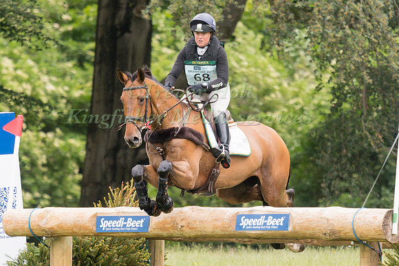 PIPPA FUNNELL (GBR) AND BILLY WALK ON