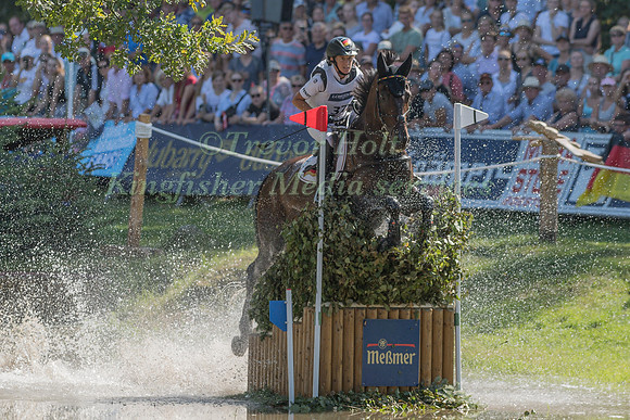 Josefa Sommer (GER) and Hamilton