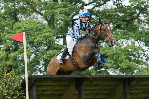 Jasmine Roach (GBR) riding Woodlands Unforgettable