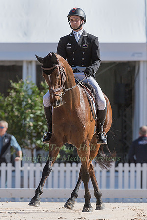 JAMES AVERY (NZL) AND MR SNEEZY