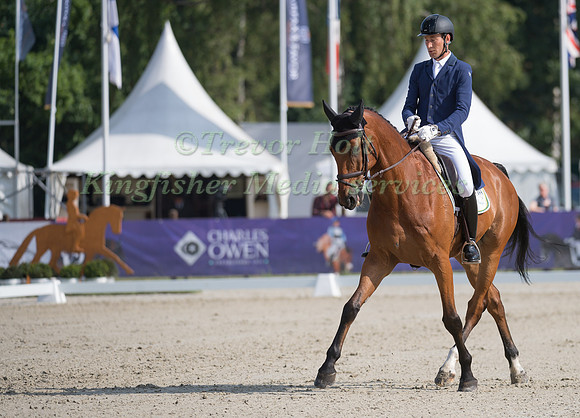 DIRK SCHRADE (GER) AND UNTEAM DE LA CENSE