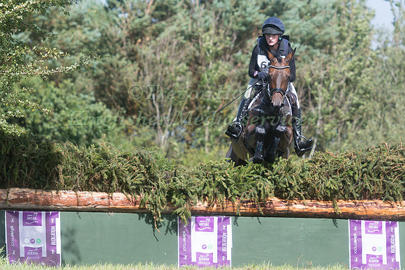 CHARLOTTE DENNIS RIDING  CAUNTON WELL CONNECTED