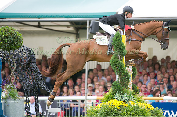 Sinead Halpin and Manoir De Carneville