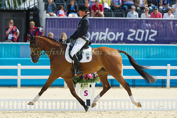 Peter Thomsen and Barny