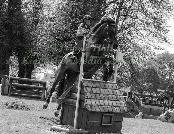 ROSALIND CANTER  (GBR) RIDING  ALLSTAR B