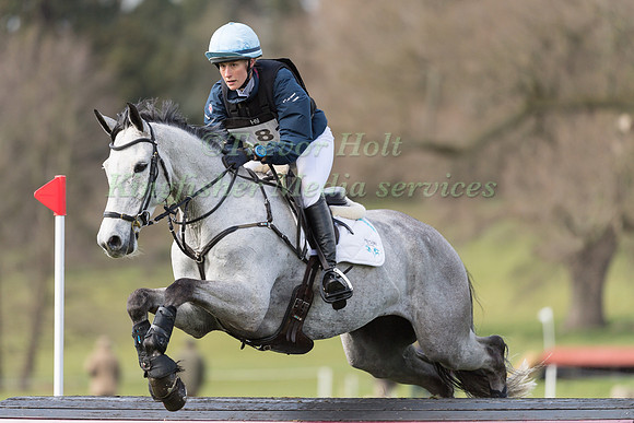 BELLA INNES KER  RIDING  DHI TREND SETTER