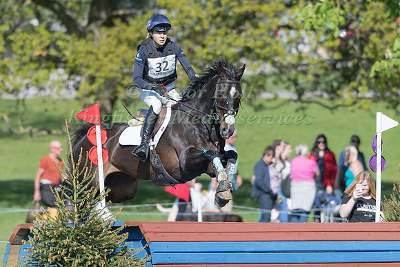 MOLLIE SUMMERLAND (GBR) AND CHARLY VAN TER HEIDEN
