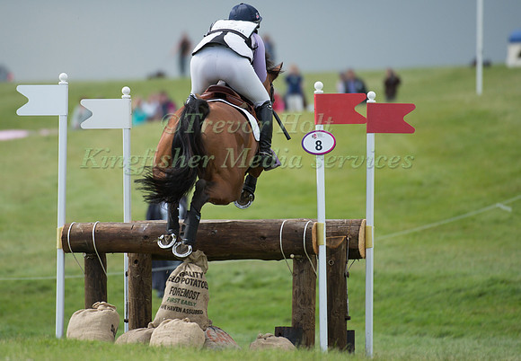 Gemma Tattersall (GBR) riding Santiago Bay