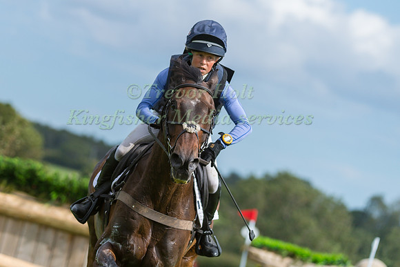 ROSALIND CANTER RIDING  ALLSTAR B