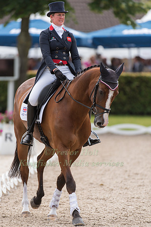 Nicola Wilson (GBR) and One Two Many