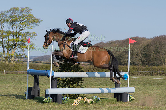 ALEX HUA TIAN RIDING PSH CONVIVIAL