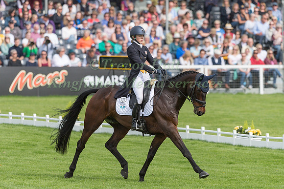 Felicity Collins (GBR) and RSH Contend OR