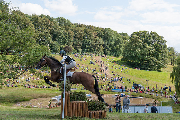 Pippa Funnelll and Mirage D'elle