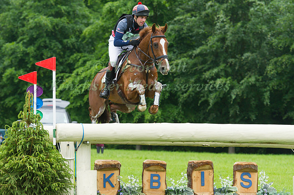Ben Way (GBR) riding Willows Tipster