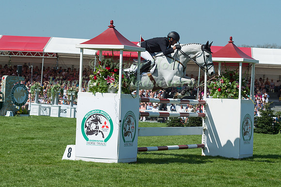 MARK TODD (NZL) RIDING  KILTUBRID RHAPSODY
