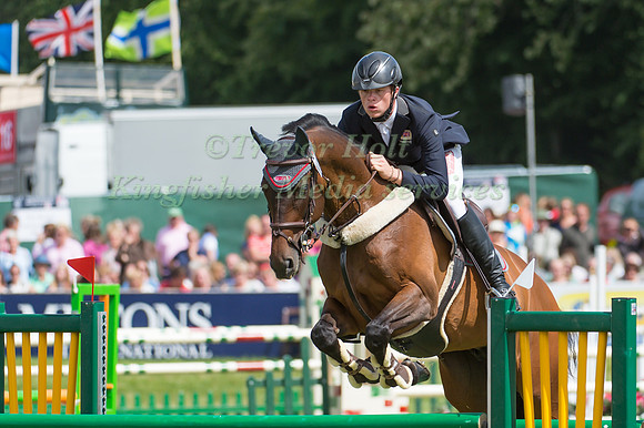 SAM ECROYD (GBR) RIDING WODAN III