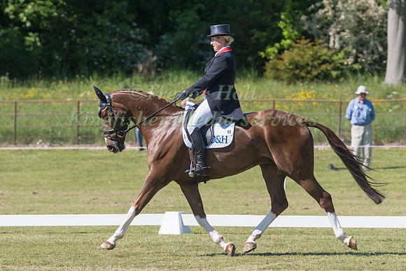 ZARA TINDALL (GBR) AND CLASS AFFAIR