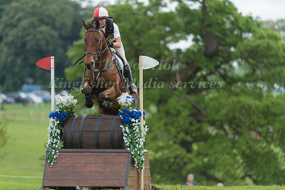 EMILY LOCHORE  RIDING HEXMALEYS HAYDAY COMPETING IN THE CROSS COUNTRY PHASE OF THE ADVANCED  INTERMEDIATE  CLASS AT THE  2017 ROCKINGHAM CASTLE INTERNATIONAL HORSE TRIAL.
