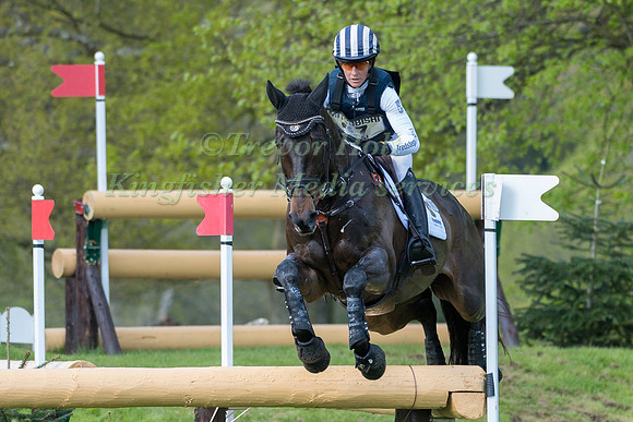 CAROLINE POWELL (NZL) RIDING  ON THE BRASH