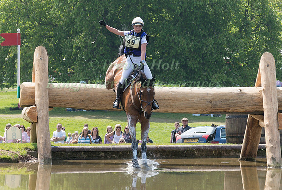 GEORGIE STRANG  (GBR) RIDING  COOLEY EARL