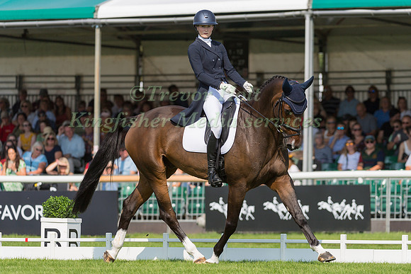 ROSE NESBITT AND EG MICHEALANGELO (GBR)
