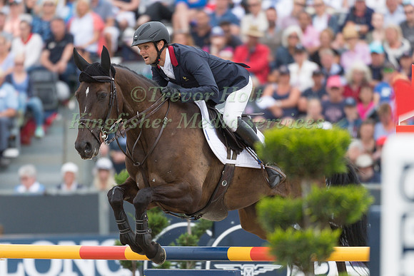 Nicolas Touzaint (FRA) and Absolut Gold HDC