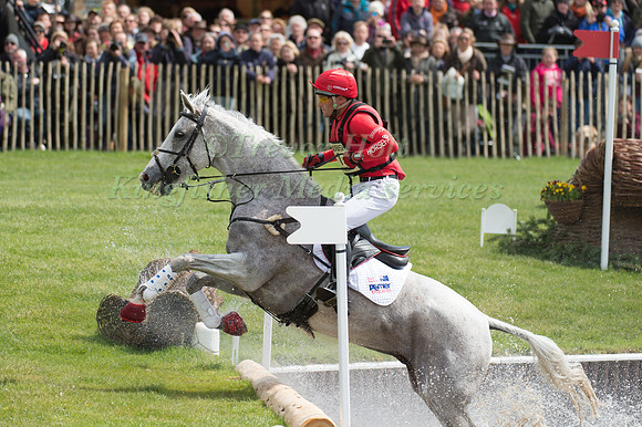 Paul Tapner (AUS) riding Kilronan