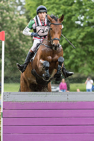 RICHARD CONEY (GBR) AND MERMUS R DIAMONDS