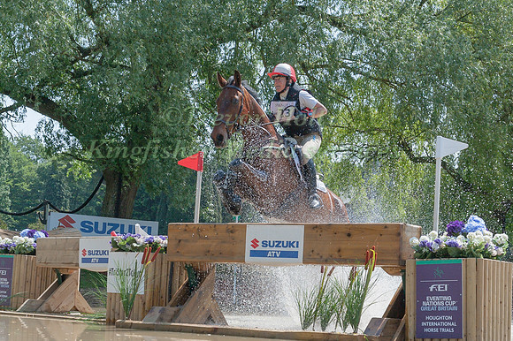 EMILY LOCHORE (GBR) AND HEXMALEYS HAYDAY
