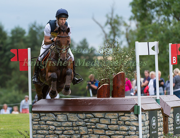 Christopher  Burton (AUS) riding TS Jamaimo