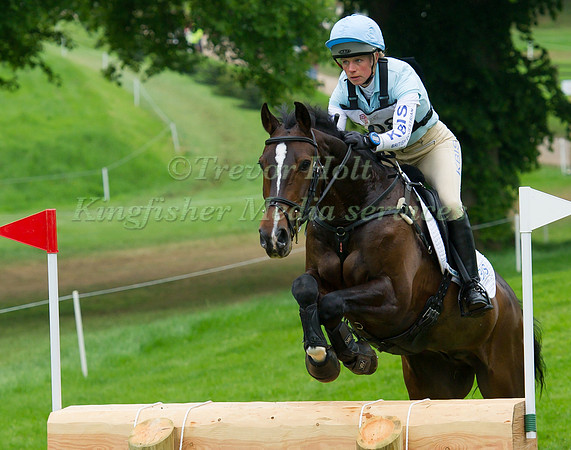 Izzy Taylor (GBR) riding Be Touchable