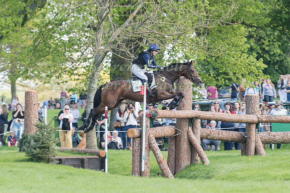 Piggy March (GBR) and Vanir Kamira