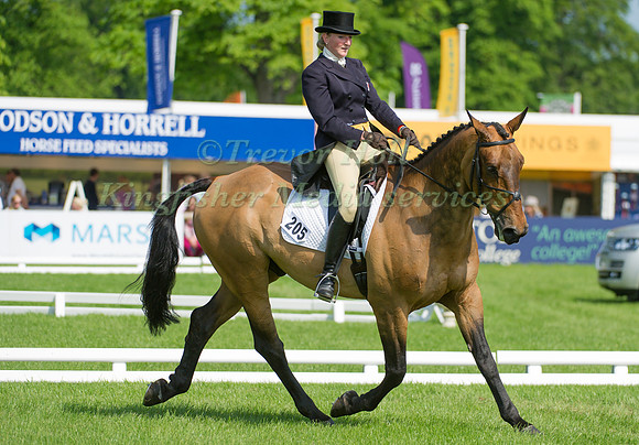 Fiona Davidson and Touch Royale