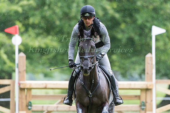 TOM D CRISP (GBR) AND WINTERDOWN ROYALE
