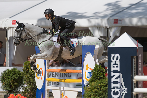 MATTHIEU VANLANDEGHEM (FRA) AND TROUBLE FETE ‘ENE HN’