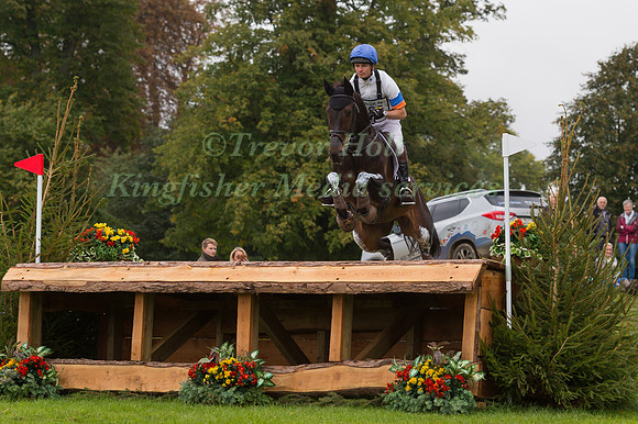 FRANCIS WHITTINGTON (GBR) RIDING NIMROD II