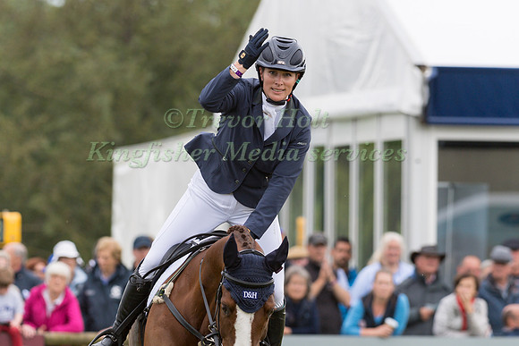 ZARA TINDALL (GBR) AND CLASS AFFAIR